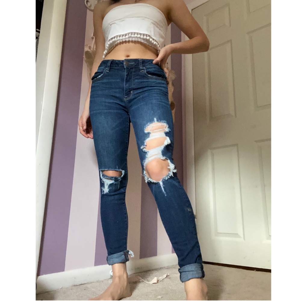 American eagle super stretch ripped jeans